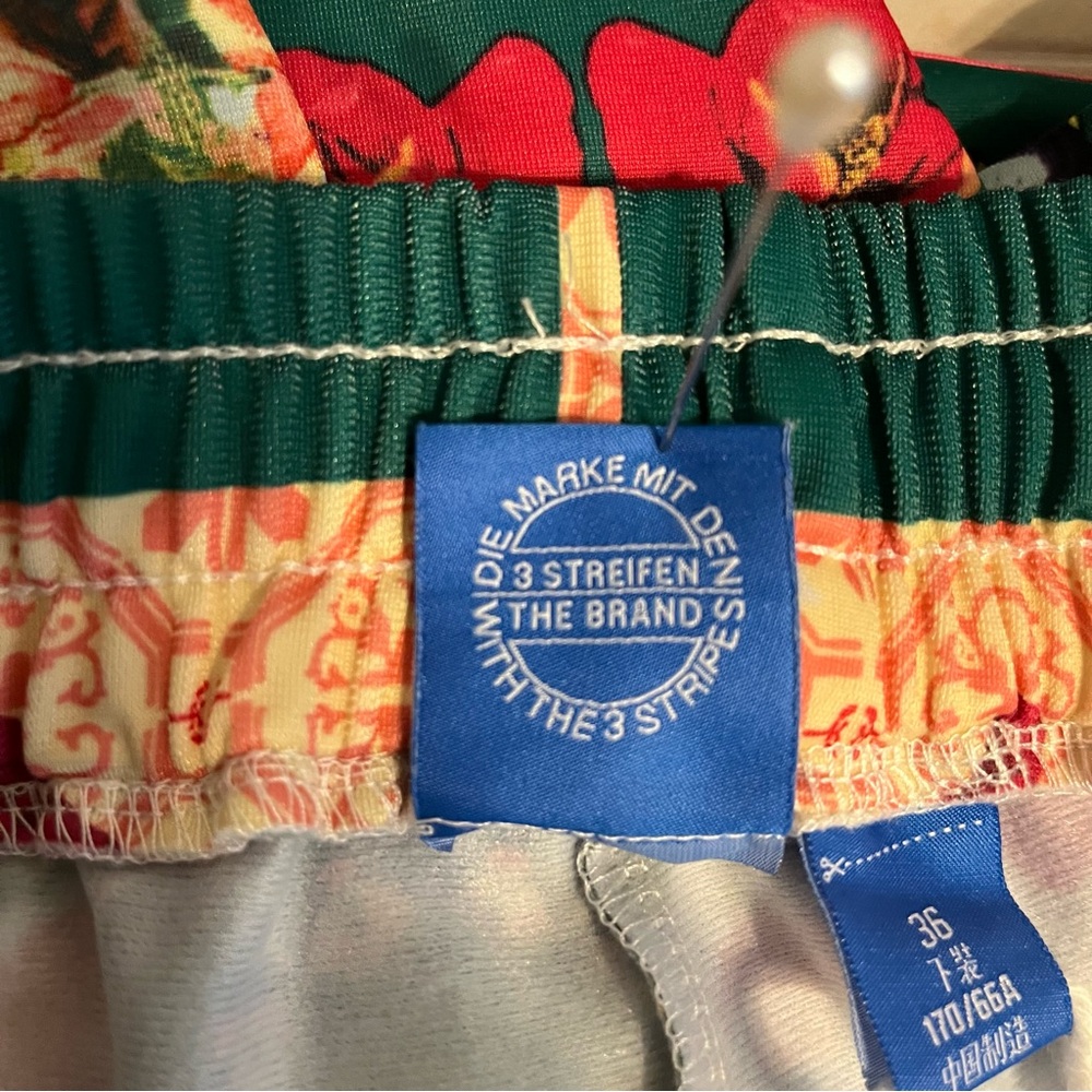 Rare Adidas Originals x The Farm Company Borboflor Shorts - Size 6/S - Picture 3 of 11